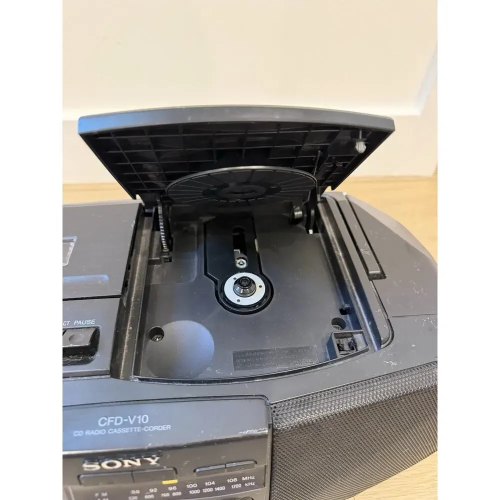 Sony CFD-V10 Portable AM/FM CD Cassette Boombox Mega Bass Tested And Working